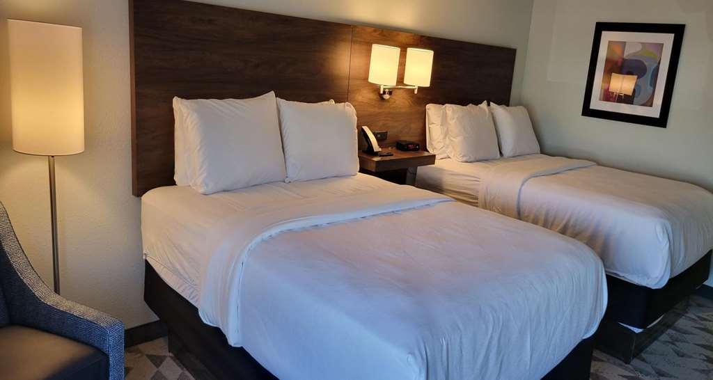 Best Western Plus 해리슨버그 객실 사진