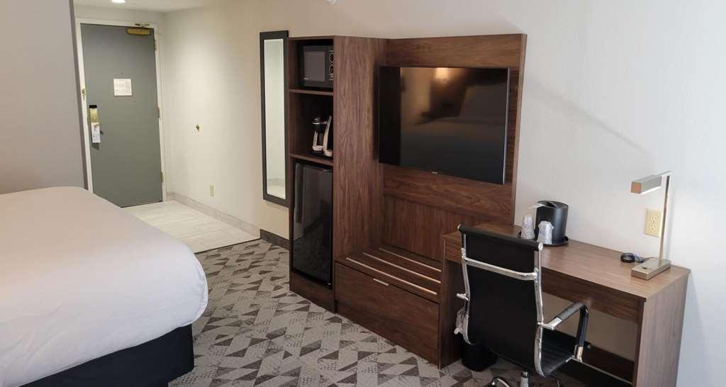 Best Western Plus 해리슨버그 객실 사진