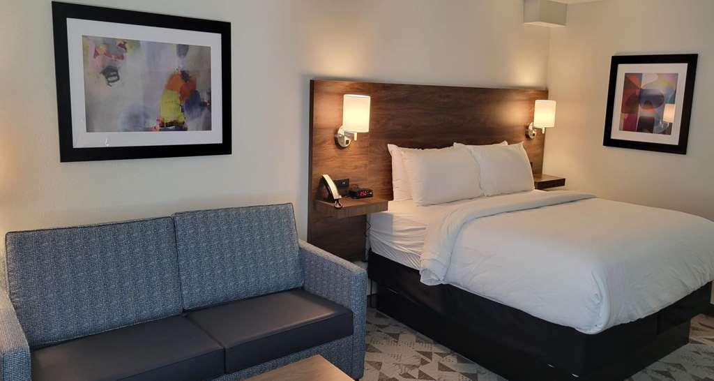 Best Western Plus 해리슨버그 객실 사진