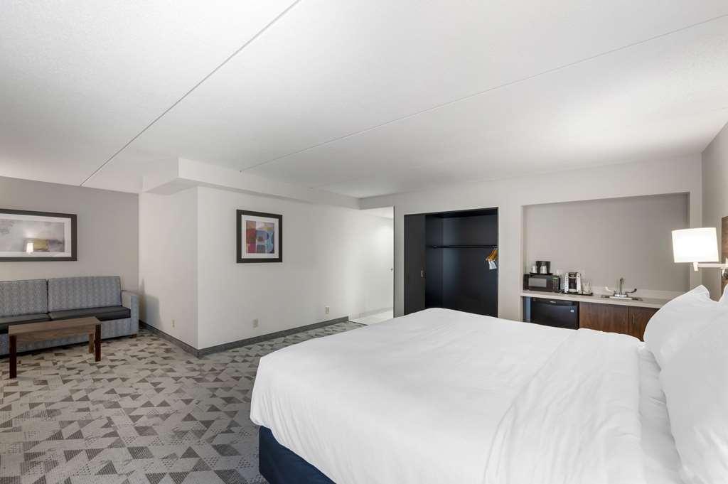 Best Western Plus 해리슨버그 객실 사진