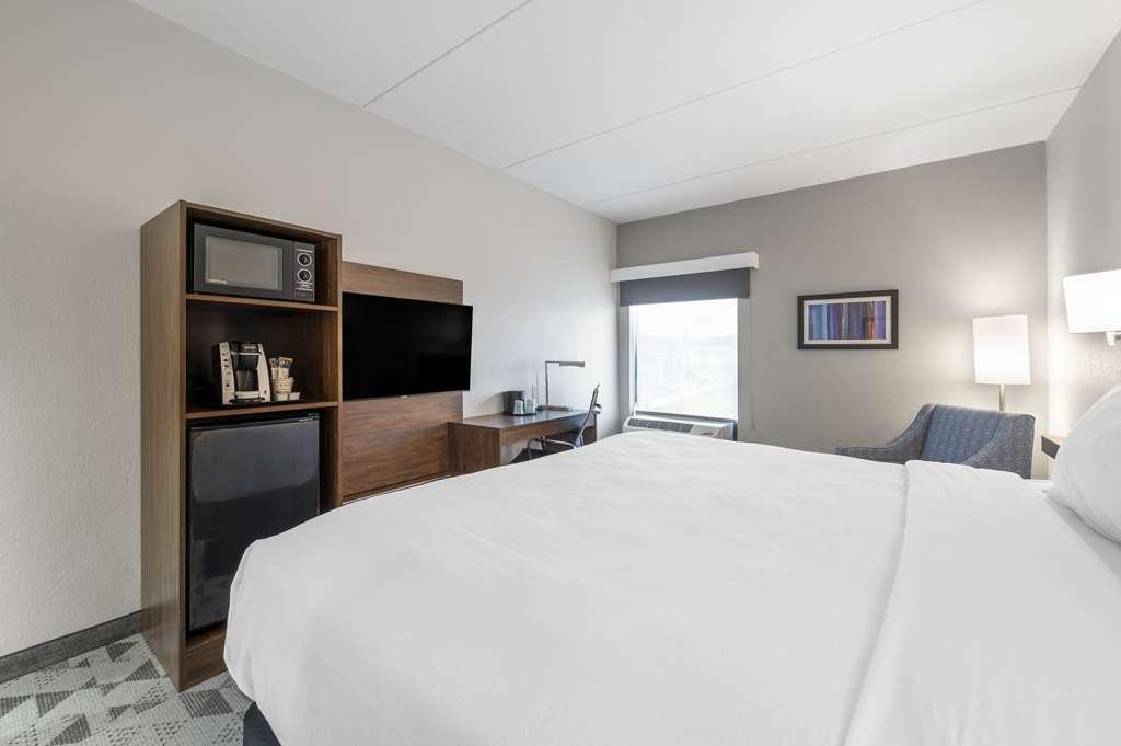 Best Western Plus 해리슨버그 객실 사진